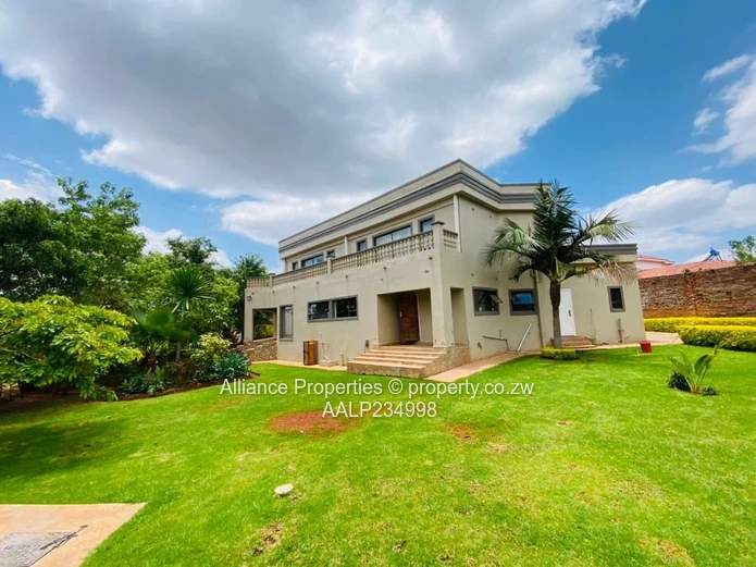 Executive Sanctuary in Elite Brookview 5-Bed En-Suite Masterpiece with Triple Borehole System (Sole Mandate)