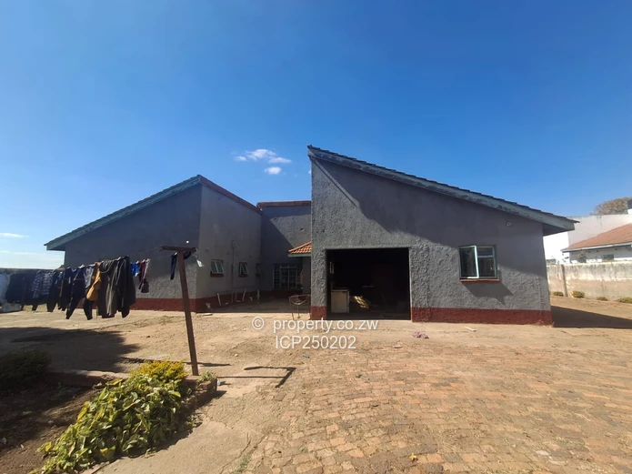 Knowe Norton 5-Bed Home on 2200m² 
