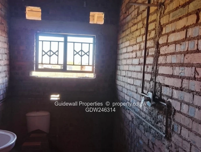 Incomplete 4 bed house for sale in Kuwadzana Extension