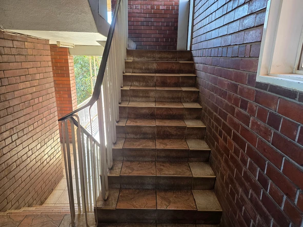 3 Bedroom Flat & Apartment