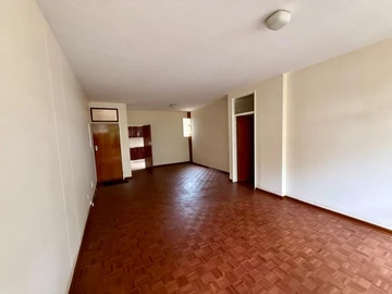 3 Bedroom Flat & Apartment