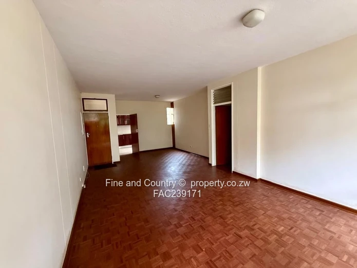 To Let: 3-Bed Flat in Ascot