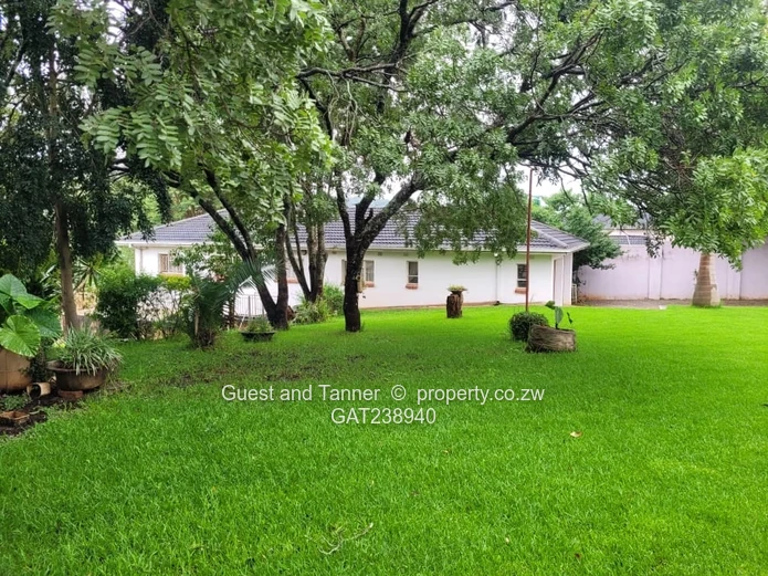 Cottage For Rent In Borrowdale 