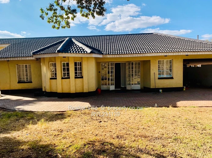 3-Bedroom Stand-Alone Cottage to Let!!!