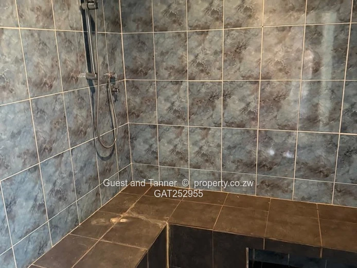 Luxury 4-Bedroom Family Home on 3,966m² – Highlands