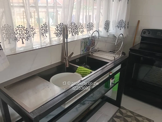 Spacious 3-bed Hillside Home — Borehole, Solar & Fireplace
