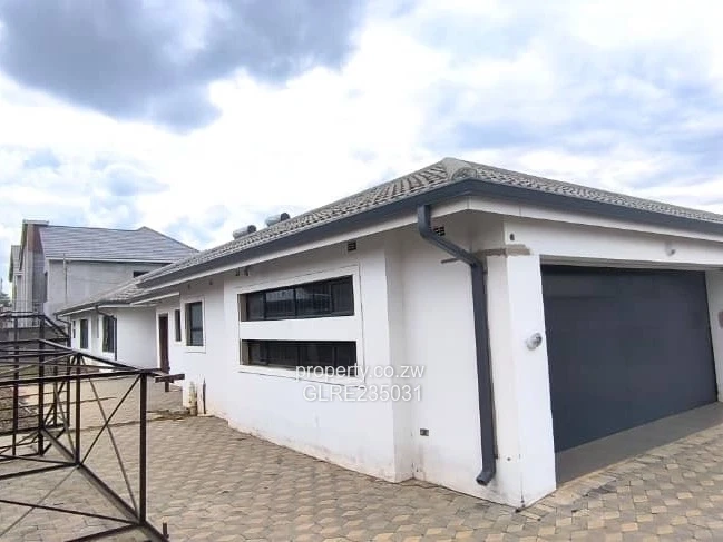 Luxury Apartments for Rent in Sunset Views, New Marlborough