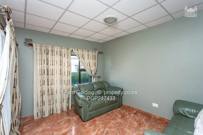 4 Bedroom House for Sale in Borrowdale Brooke (Sole Mandate)