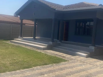 4 Bedroom Townhouse Complex