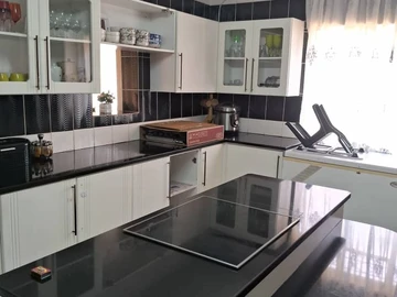 8 Bedroom House