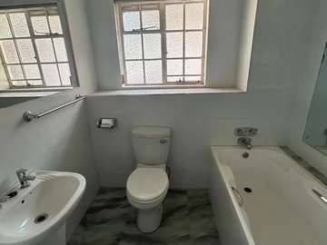 2 Bedroom Garden Flat