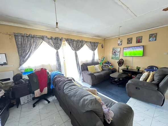 2 Bedroom Garden Flat