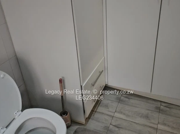 Sally Mugabe – Solid Family Home on 2000sqm for Sale