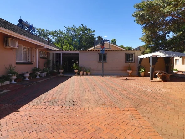 4 Bedroom House