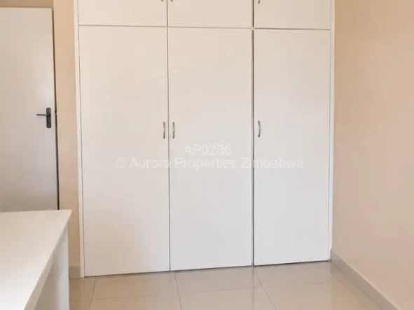 3 Bedroom Flat & Apartment