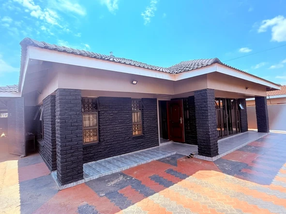 5 Bedroom House