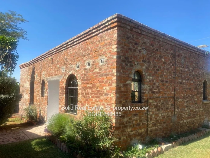 Newly Renovated 2-Bedroom Cottage for Letting in Hogerty Hill