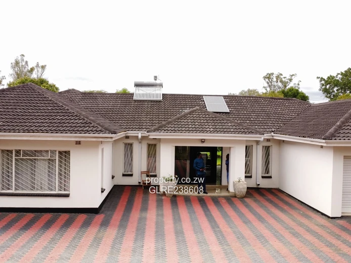 Luxurious 5-Bedroom House for Rent in Highlands