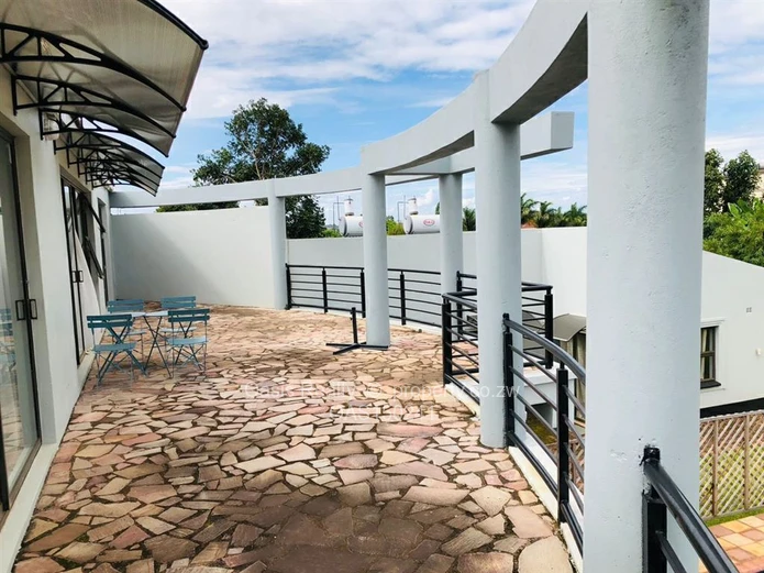 Fully furnished 8 bedroomed house to let