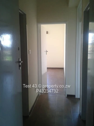Sixth floor Chinamano Heights Apartment for rent