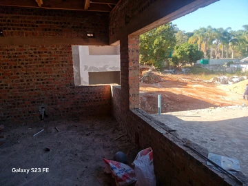 6 Bedroom Flat & Apartment