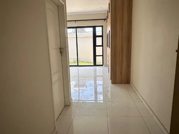 9 Unit Townhouse Complex