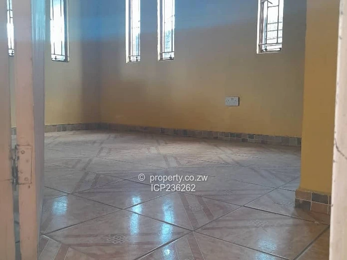 4 Bedroomed House For Sale In Manyame Park, Chitungwiza(TITLE DEED)