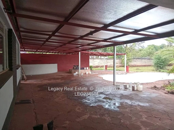 Commercial Property for Rent – Harare Drive / Eastern Road