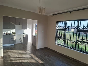 2 Bedroom Flat & Apartment