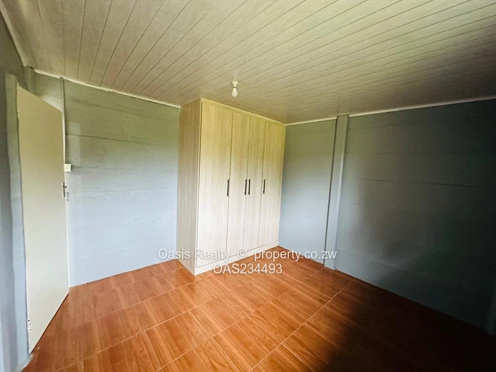 Neat Accommodation To Let (Sole Mandate)