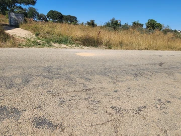 Commercial & Industrial Land