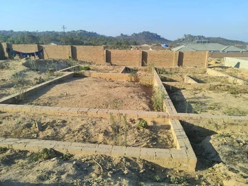 Stands & Residential Land