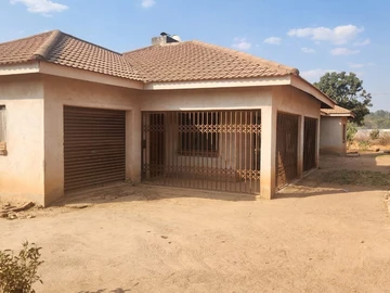 5 Bedroom House