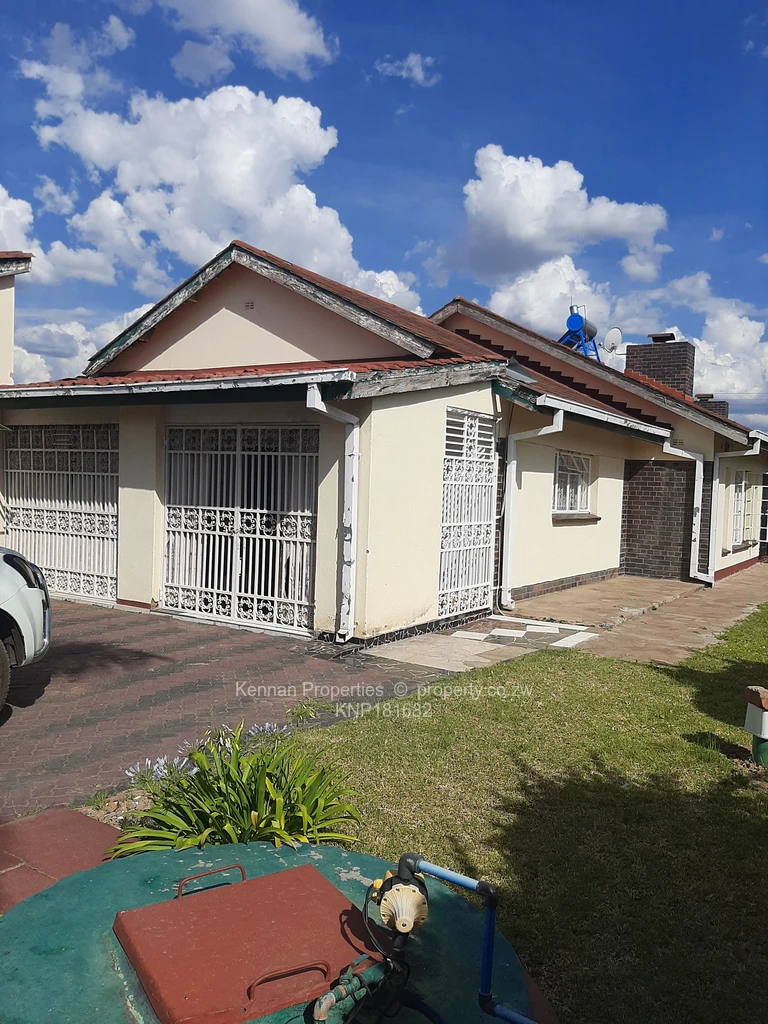 4 Bed Houses for Sale in Dema Township, Seke KNP181682