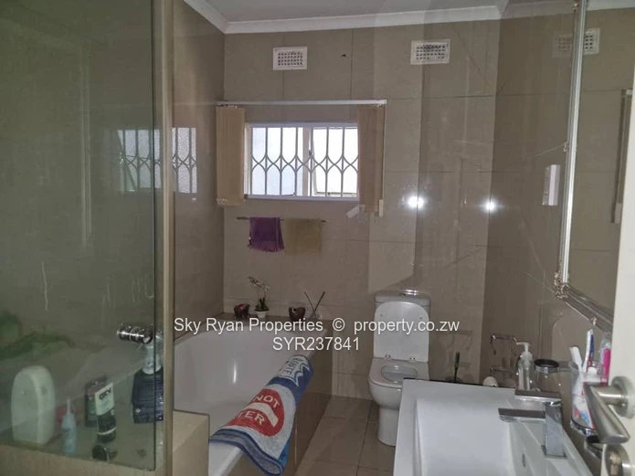 Alex Park Estate House For Sale