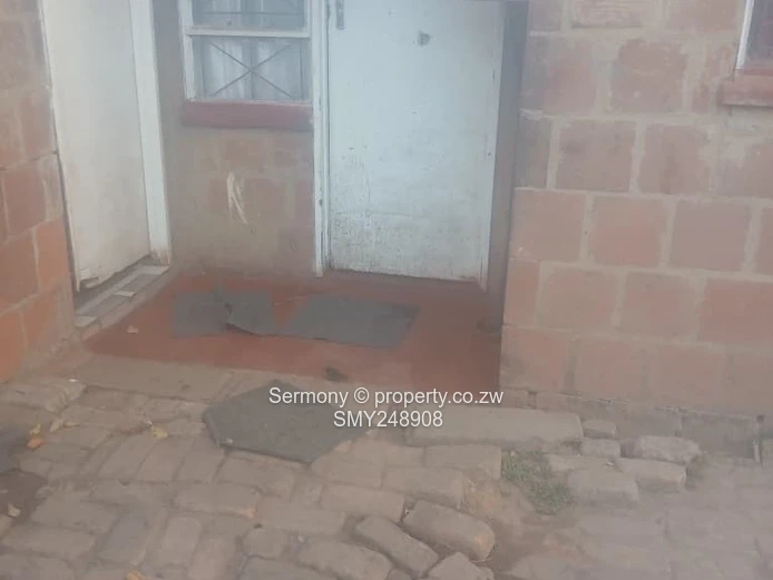 Semi-detached 4 roomed house for sale
