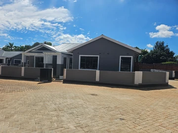 4 Bedroom Townhouse Complex