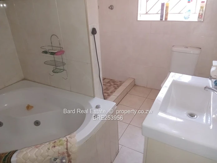 4-Bedroom House for Rent in Tynwald 