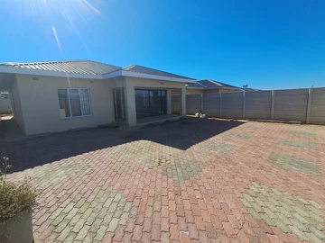 3 Bedroom Townhouse Complex