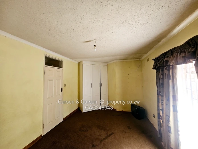5 bed house for rent