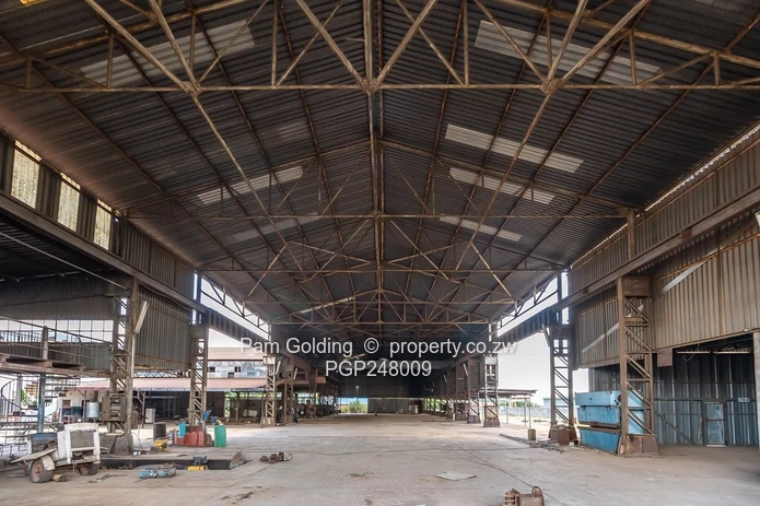 LARGE Industrial/Warehousing - Ardbennie