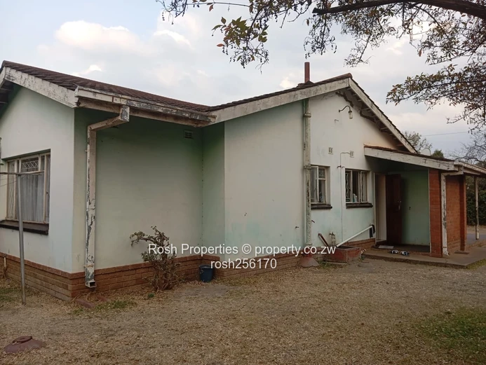 Marlborough 1-Bed Garden Flat — Verandah, Water Tank & Solar