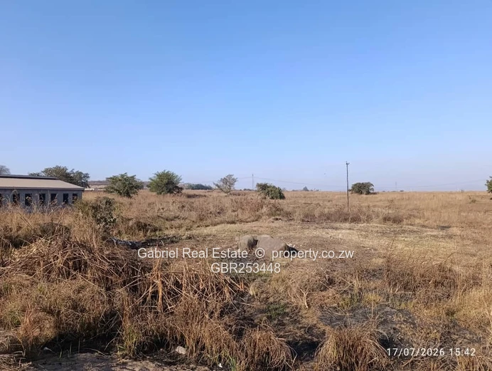 Prime residential  Stand in Bindura (Brockdale -Homelink)  located near  Shamva road . (Sole Mandate)