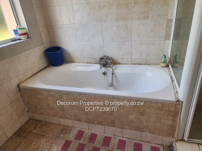 Stately Borrowdale 6-Bed Home — Pool, Borehole & Gardens