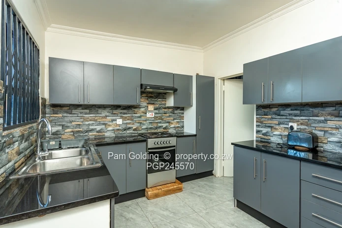 3 Bedroomed House for Sale in Sunridge