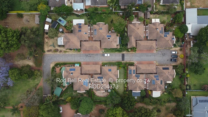 Immaculate 2 bedroom townhouse in well established complex