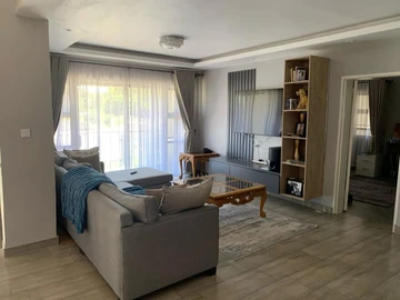 4 Unit Townhouse Complex