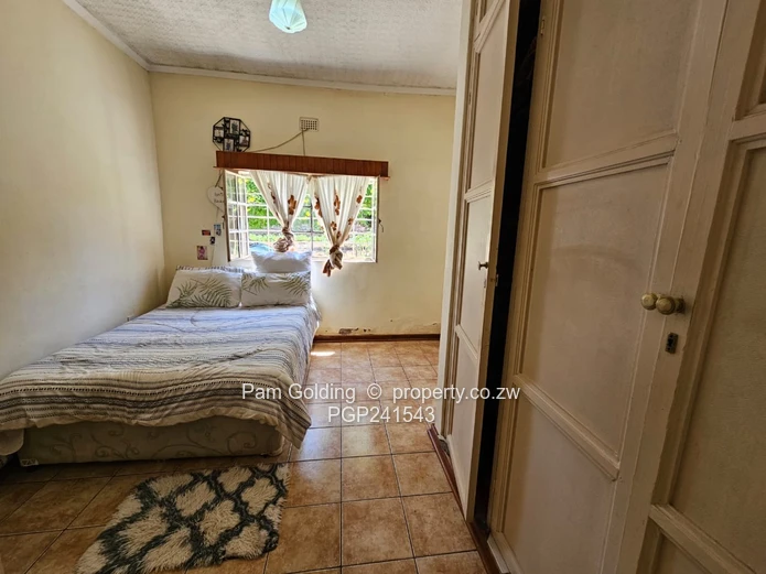 Neat Family Residence