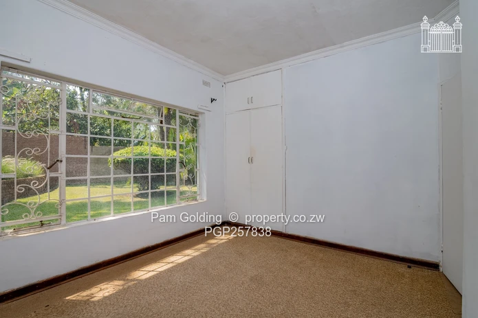 Property In A Promising Location In Highlands (Sole Mandate)