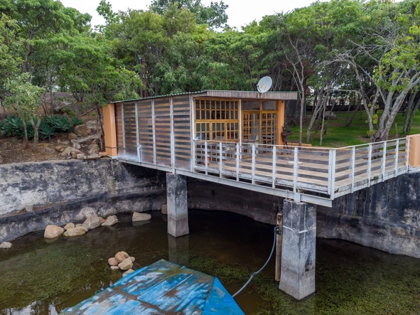 Farm & Agricultural Land